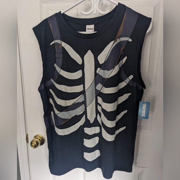 Spirit Halloween Fortnite T-shirt - Picture 6 of 6